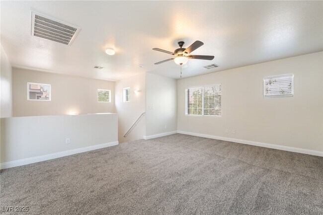 Building Photo - 9175 Sunken Meadow Ave