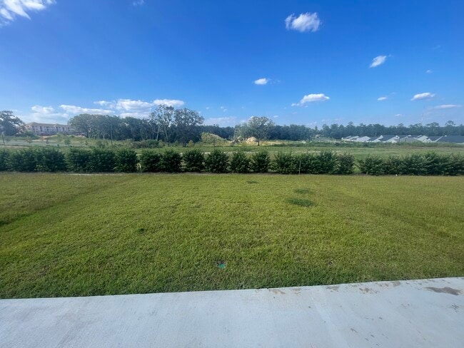 Building Photo - 3645 Meadow Hill Rd