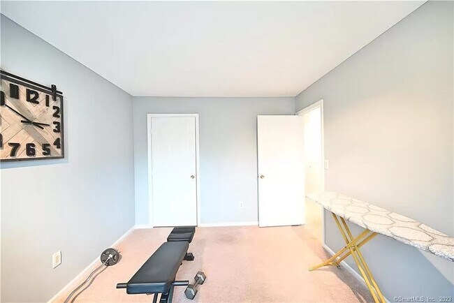 Bedroom 1 - 95 Country Pl