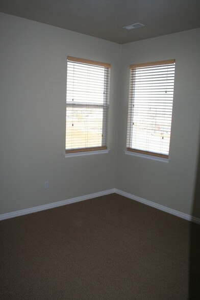 Building Photo - 4719 Wagon Train Dr