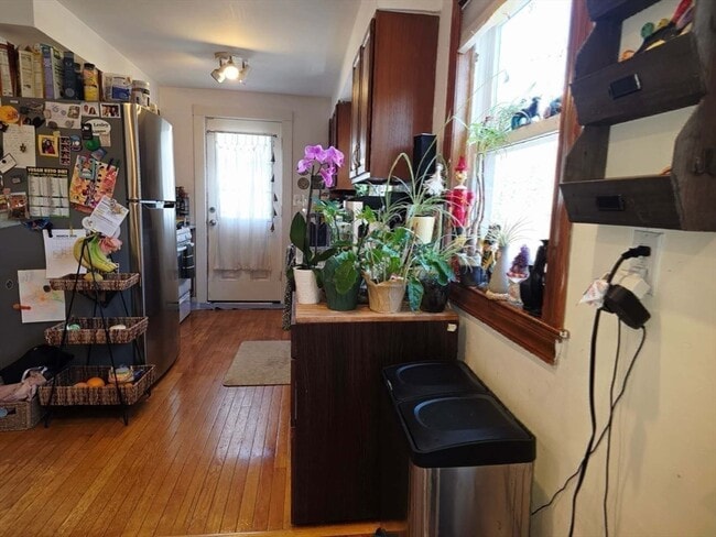 Building Photo - 70 Beaconwood Rd