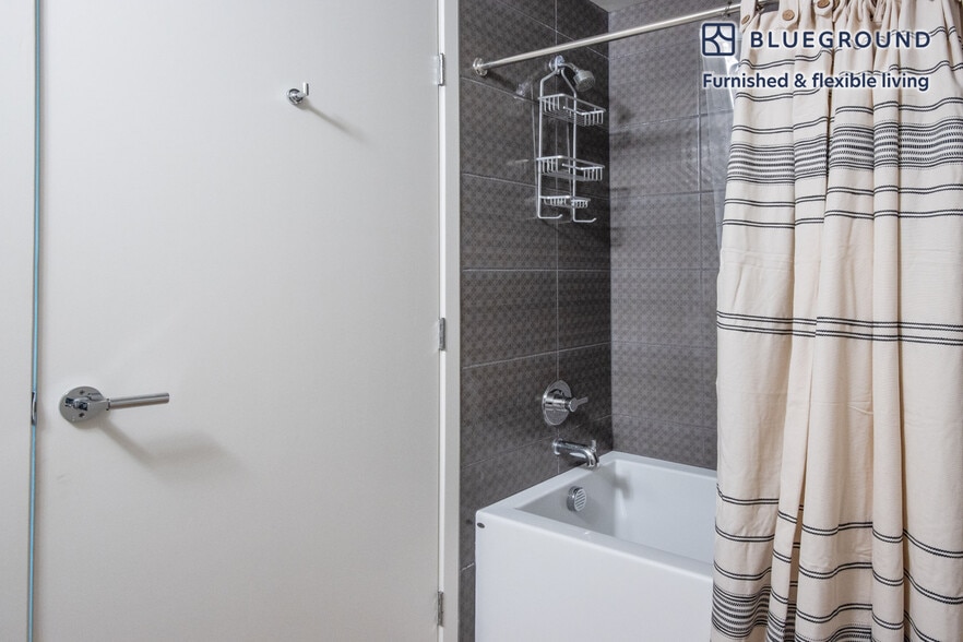 Building Photo - 1080 Eighth Avenue-SI FL12-ID1