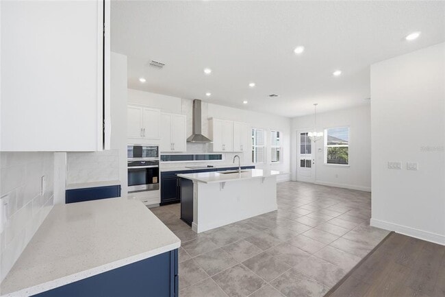 Building Photo - 10085 Ballast Dr