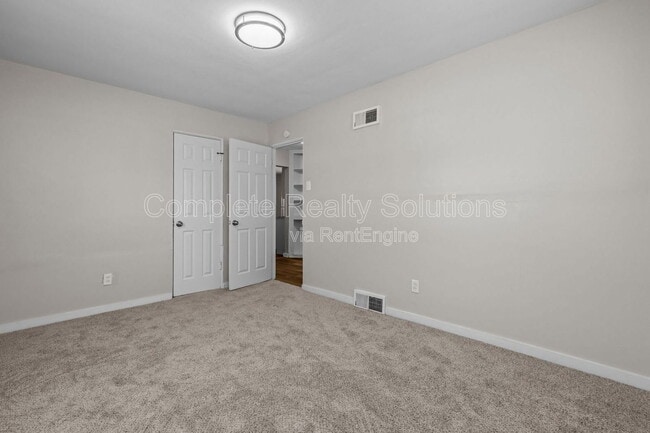 Building Photo - 1644 Nemnich Rd