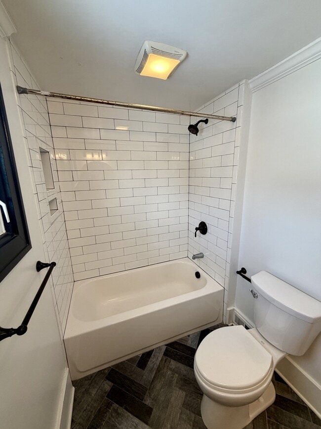 Building Photo - 41 Mildorf St