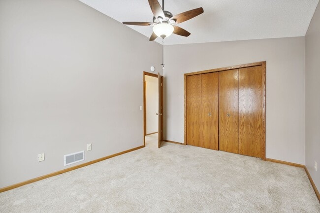 Building Photo - 908 Gramsey Pl