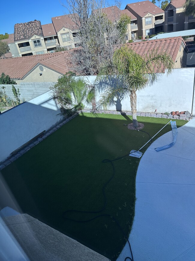 Building Photo - 9684 Summer Cypress St