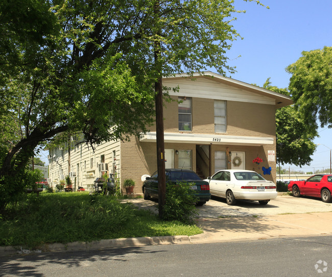 Primary Photo - 5420 Middle Fiskville Rd