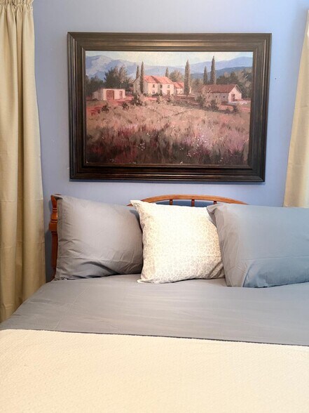 Building Photo - 5326 Main St