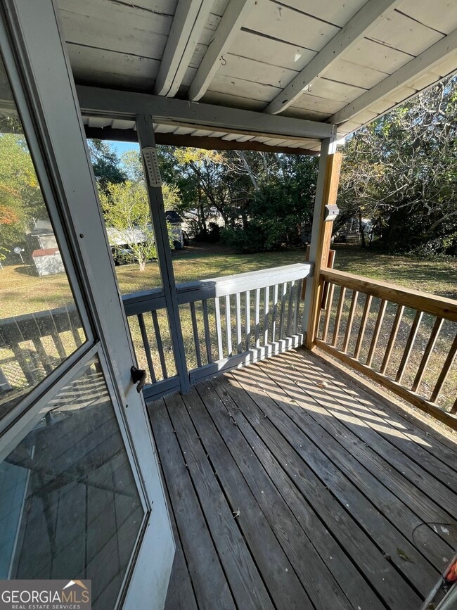 Building Photo - 35 Taylor St