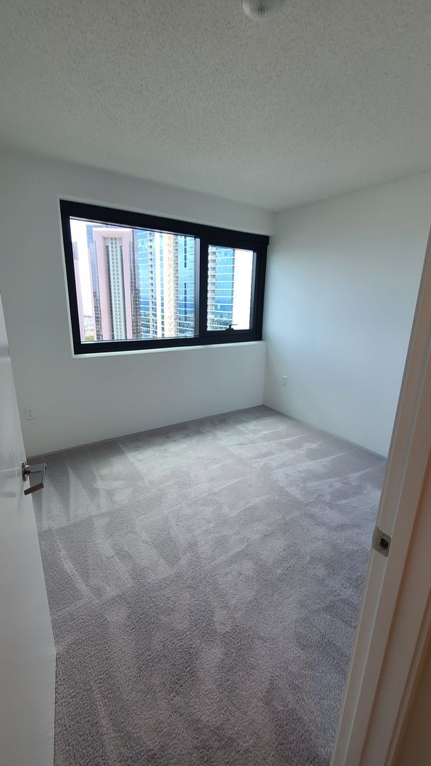 Building Photo - Brand New Kakaako Ililani Condo 2 bedroom ...