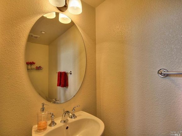 Building Photo - 220 Wood Street, #601