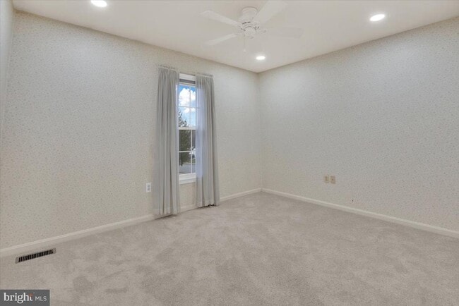 Building Photo - 12451 Plowman Ct