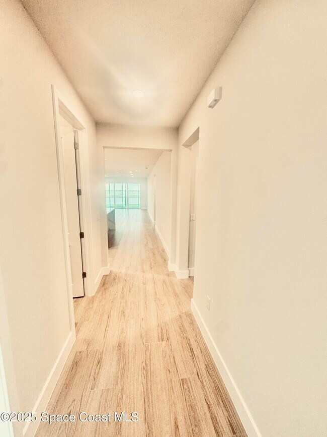 Building Photo - 8538 Rocard Ct
