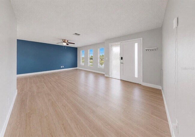 Building Photo - 1729 Bikini Ct