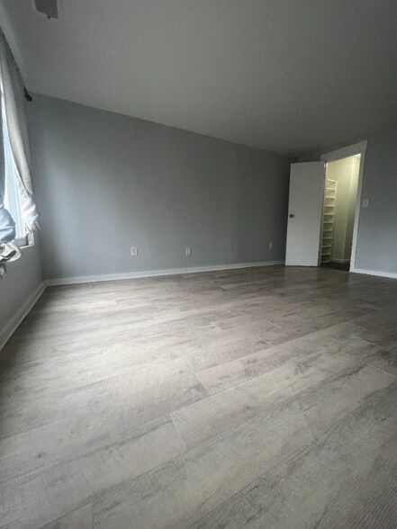 Building Photo - 140 Shepards Knoll Dr