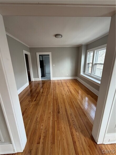 Building Photo - 501 Clarendon St