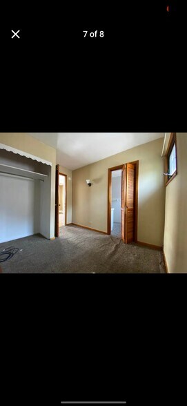 Building Photo - 123 Park Pl