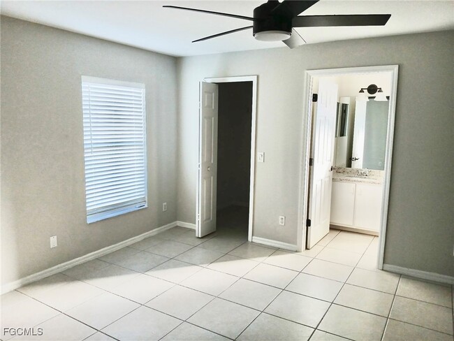 Building Photo - 3307 Surfside Blvd