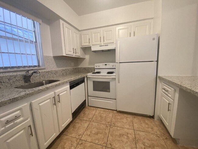 Building Photo - 6501 Winfield Blvd