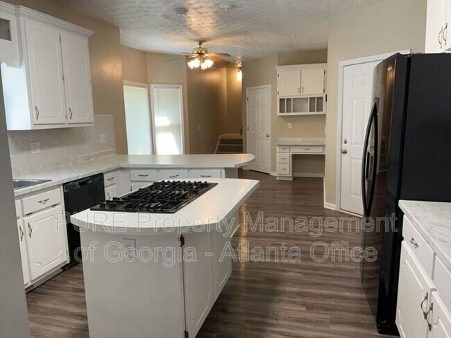 Building Photo - 3213 Southridge