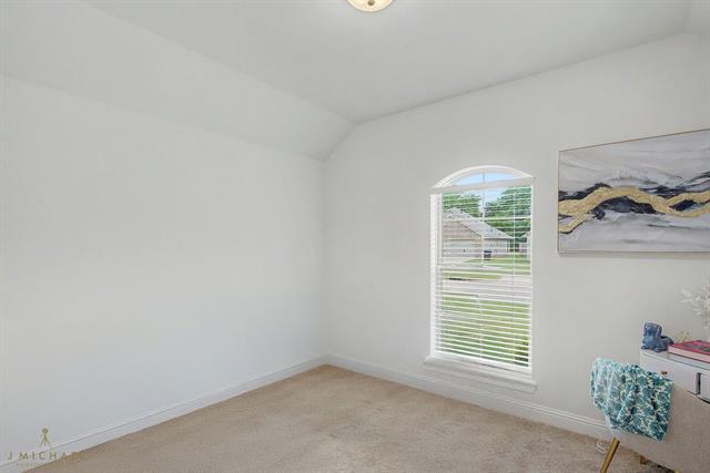 Building Photo - 3346 Grand Lake Dr