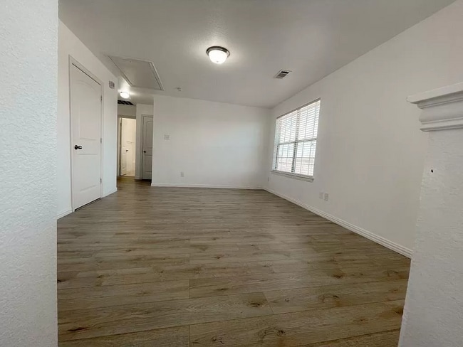 Building Photo - 4121 Mantis St