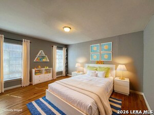 Building Photo - 2331 W Magnolia Ave