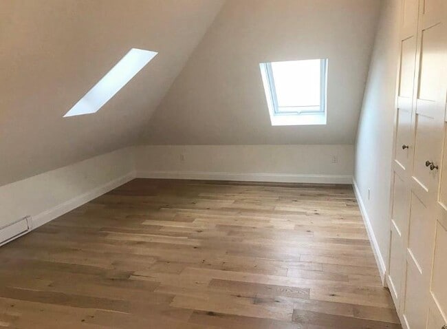 Building Photo - 445 Broadway