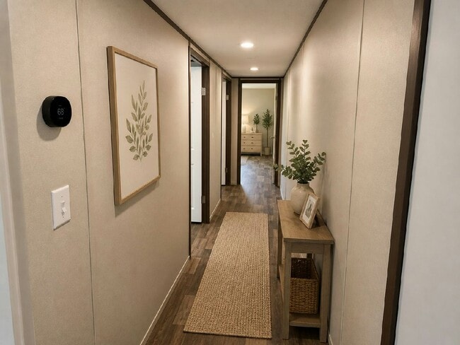 Building Photo - 31 Tower Manor Cir W