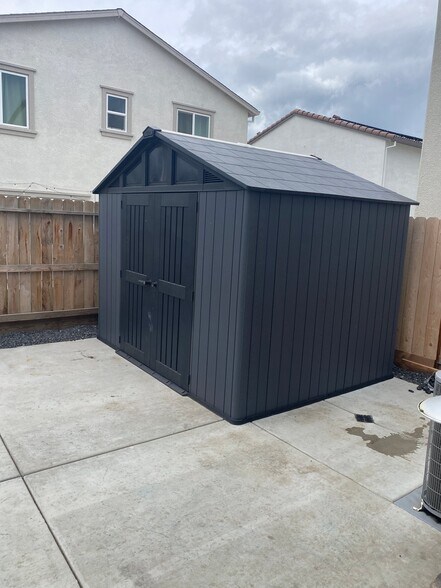 Building Photo - 18415 Waterfront Wy