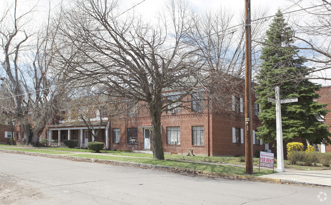 Primary Photo - Lafayette Gardens