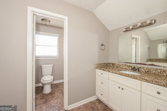 Building Photo - 908 Saybrook Cir NW