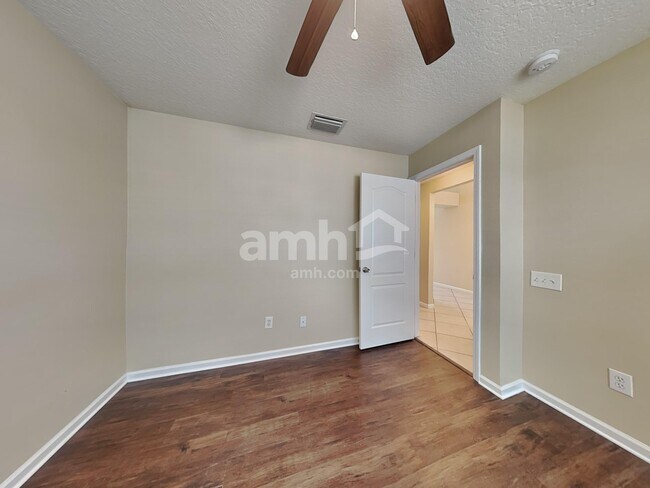 Building Photo - 13129 Early Run Ln