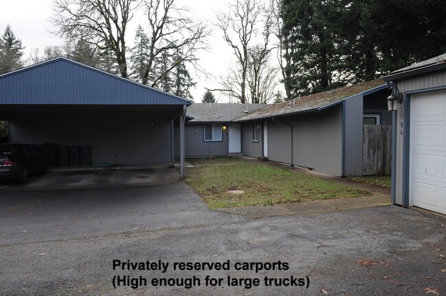 Building Photo - Private backyard, 2 patios, garage, new ro...