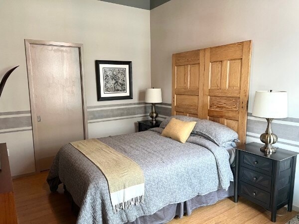 Building Photo - 700 12th Ave S