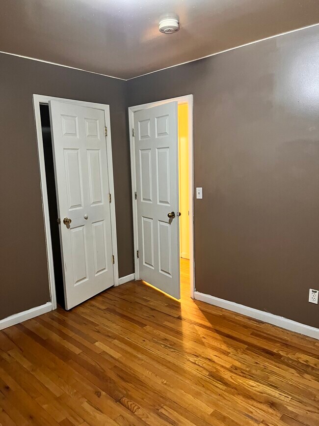 Building Photo - 318 Magnolia Ave