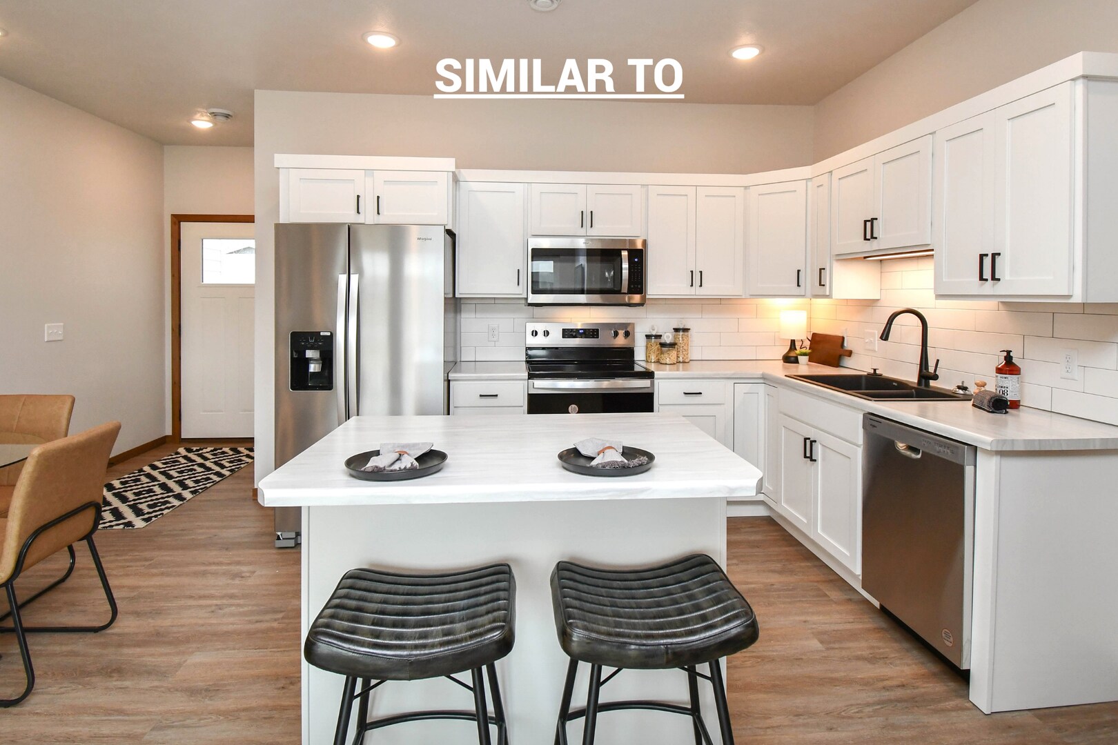 Building Photo - 6107 S Alki Pl