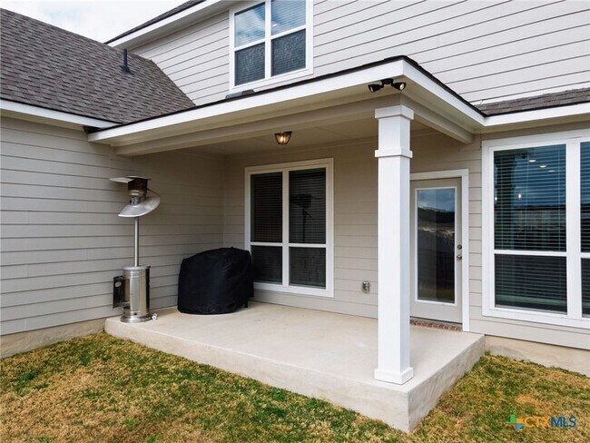 Building Photo - 445 Appalachian Trl