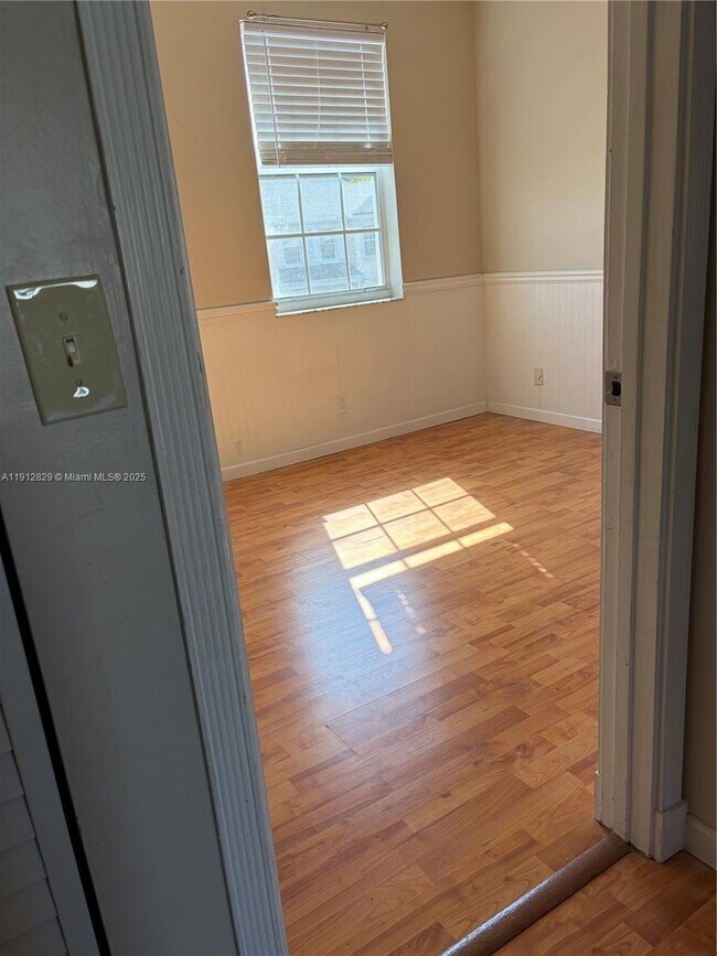 Building Photo - 50 Whitehead Cir