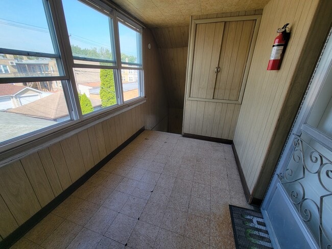 Building Photo - 4048 N Marmora Ave