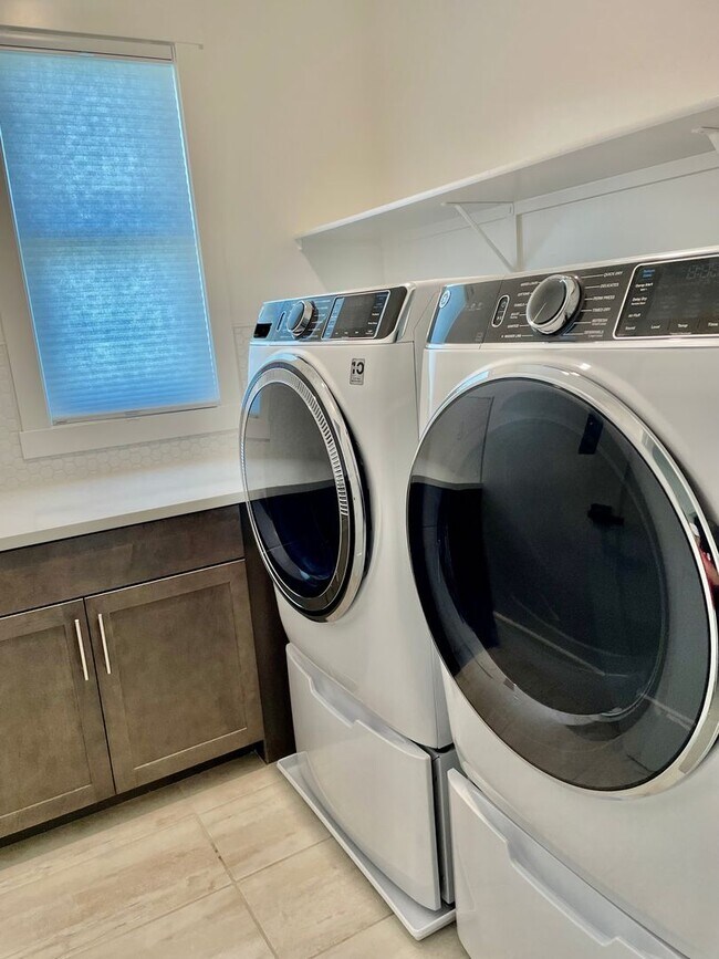 Building Photo - Wow! Custom Built Smart Home in Sutter Park - A Tim Lewis Community.