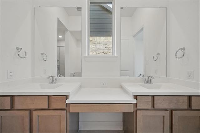 Building Photo - 5064 Westhaven Cir
