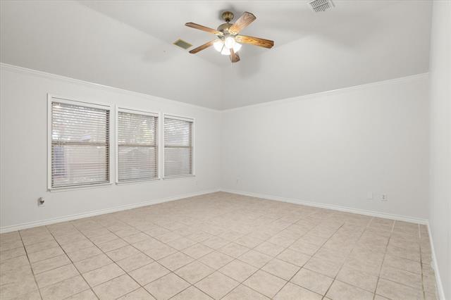 Building Photo - 206 Charleston Dr