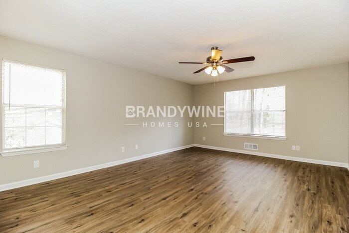 Building Photo - 1334 Colonial Trce NW