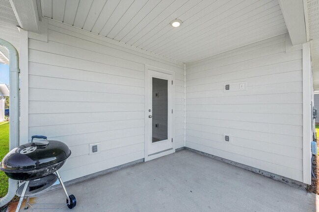 Building Photo - 103 Riverwalk Cir