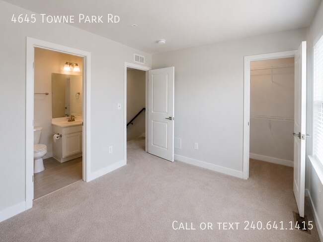 Building Photo - 4645 Towne Park Rd