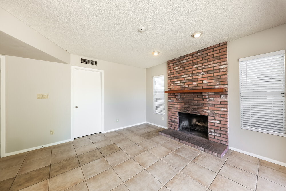 Building Photo - 3836 W Camino Del Rio