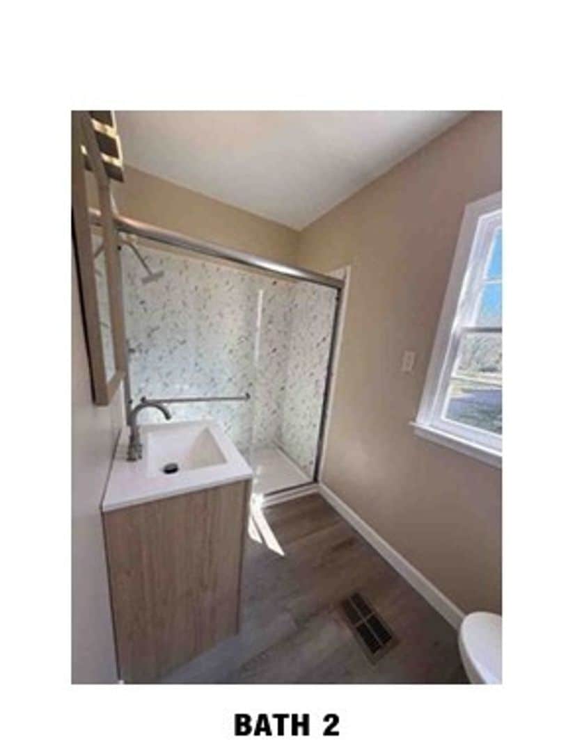 Building Photo - 341 E Northside Dr