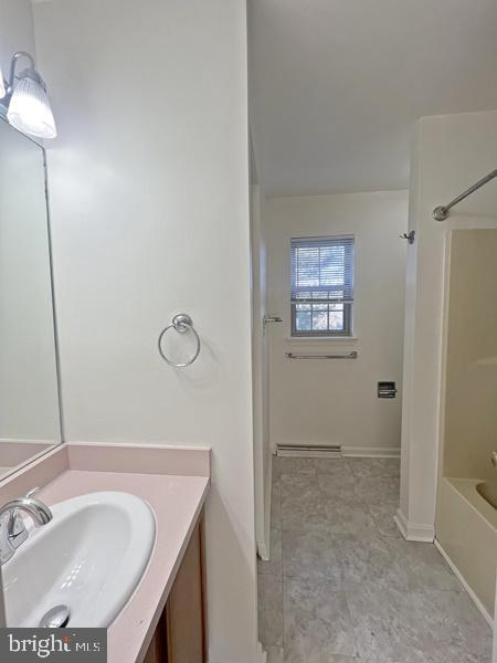Building Photo - 1107 Skyview Dr